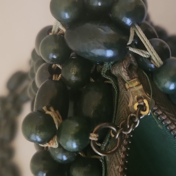 Walborg Vintage Green wood beaded Purse - Picture 7 of 15